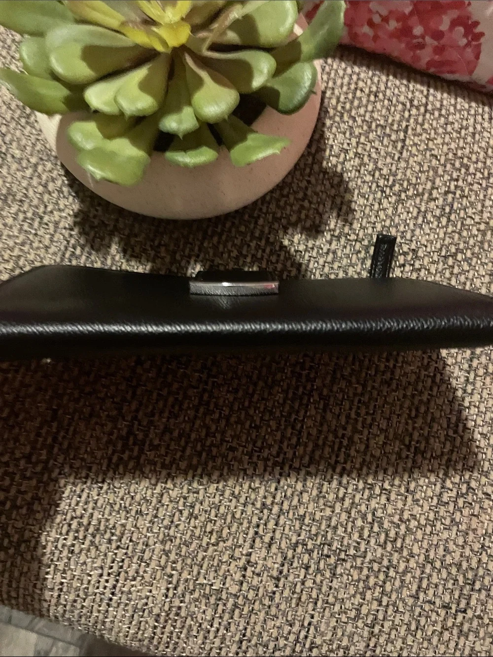 NoBrand sleek black